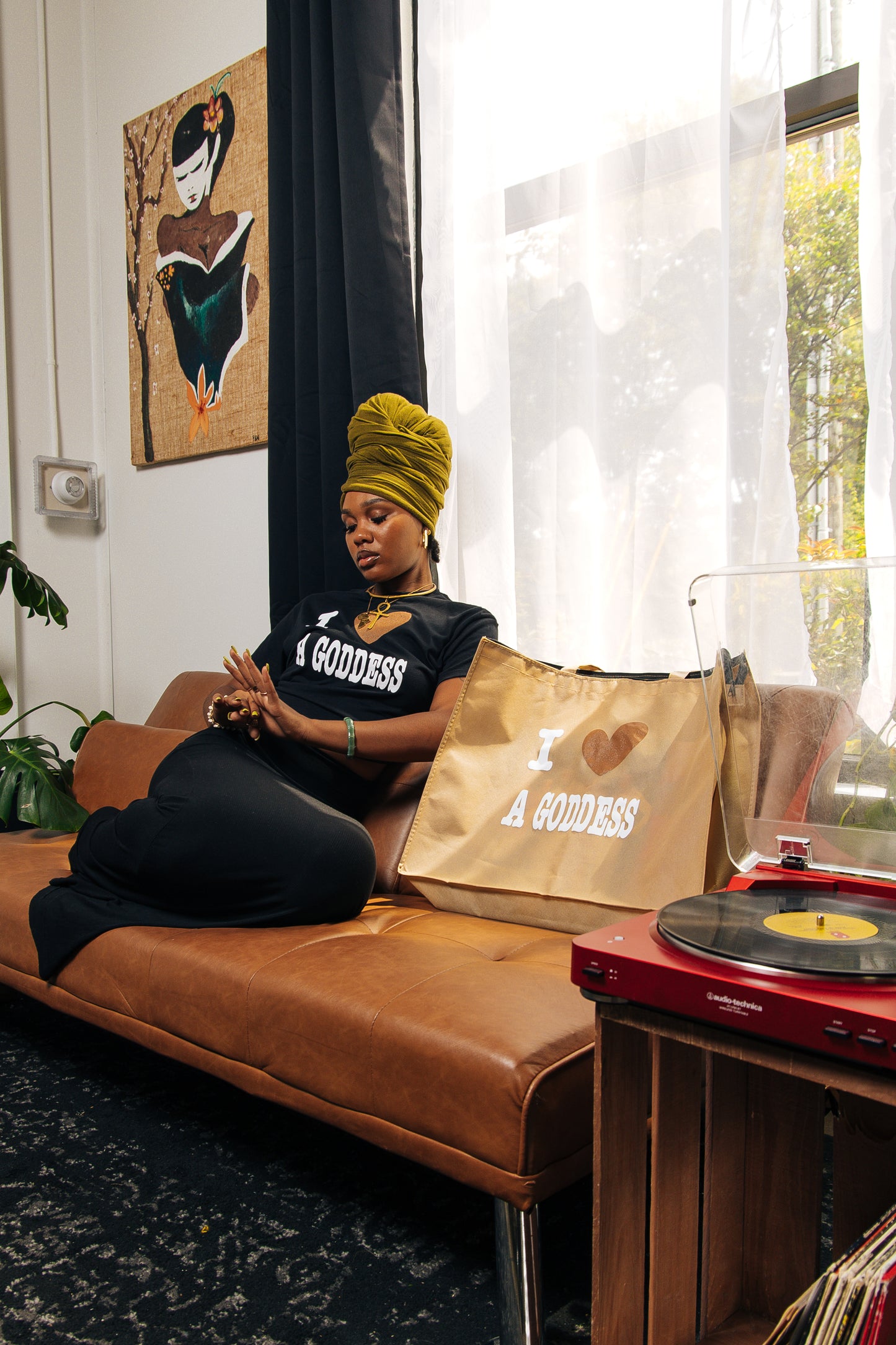 NATURAL/BRWN I LOVE A GODDESS TOTE BAG